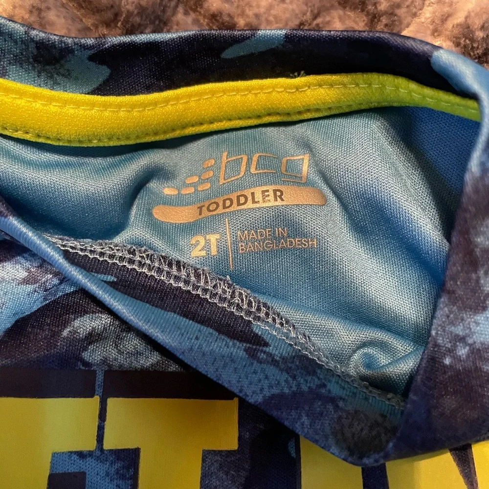 BUNDLE OF 2~2T Boys Old Navy Top and Swim Shorts in Colors Blue and Green/ NWOT
